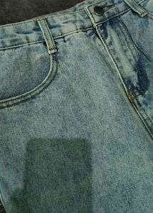 Urbanic Light Wash Straight Jeans