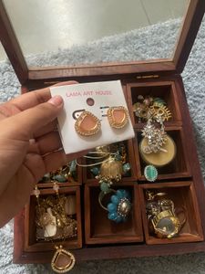 Beautiful Rose Gold Tone Pendant &amp; Earrings Set