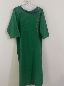 Green Kurta with Floral Embroidery