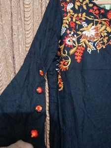 black Embroidered Kurta