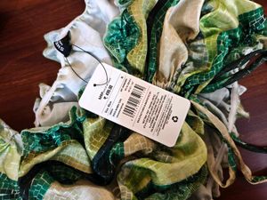 🌿Cute 💕 Shein Green Patterned Top