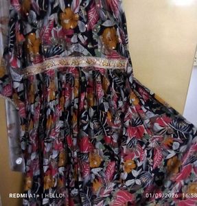 🎉Offer🎉Floral Print Kurta Set