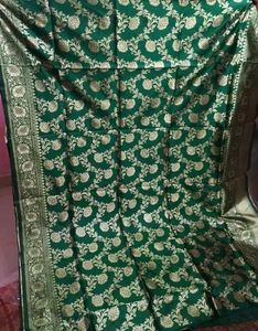partywear green saree with blouse piece