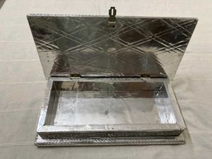 Decorative Vintage Style Gifting Trinket Box