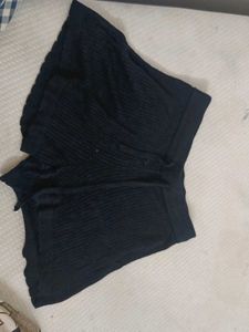 Comfortable Black Ribbed Shorts