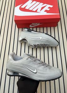 Nike Shox Black &amp; Red Sneakers