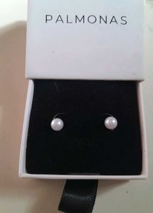 Palmonas Pearl Stud Earrings