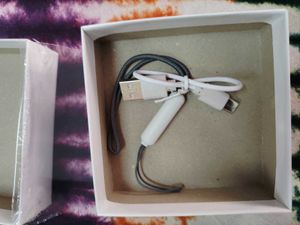 FREE DELIVERY Wireless Earbuds with Charging Case