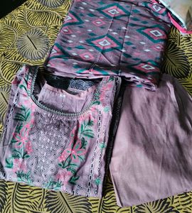 Elegant pakistani Kurta Set with Dupatta