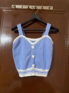 Cute Blue Knit Crop Top