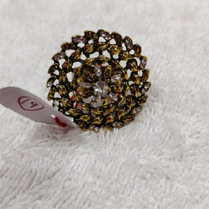 Victorian polish copper color finger ring