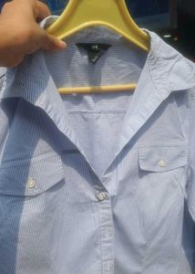 H&amp;M blue and white shirt