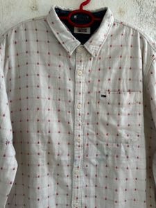 Men's Casual Button-Up Shirt