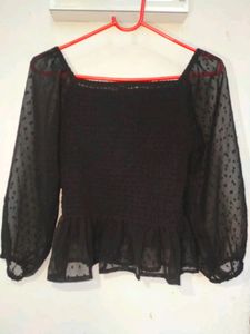 😍🖤🌸Trending Black Full Sleeves Top...