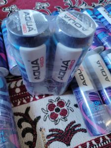 Pack of 4 Aqua Red Fresh &amp; Cool Talcum Powder