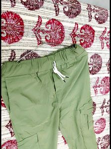Brand New Cargo Pant With Stretchable( Xs Size)