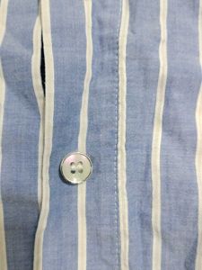Very comfortable blue shirt with embroidery