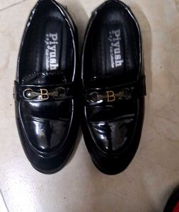 Shiny Black Loafer Shoes for Girls