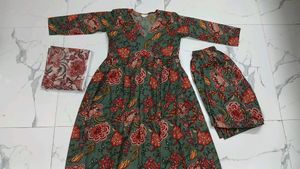 Beautiful Ethnic 3 piece Kurta Set