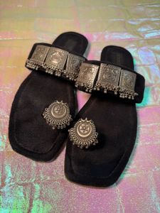 Trendy slippers