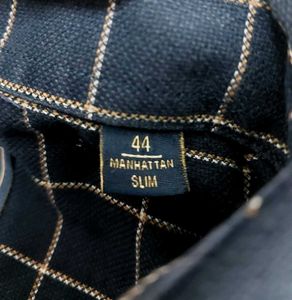 arrow branded Men's Navy Blue Checked Shirt