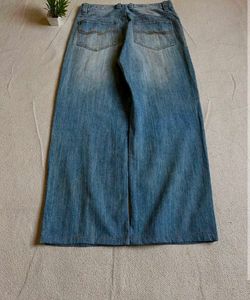 Wide Leg Jeans with Chain Detail