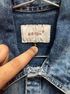 Acid Wash Blue Denim Jacket For Men (Size L) 🧥✨