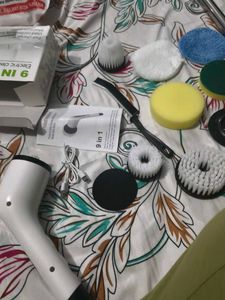 9 IN 1 Electric cleaning brush