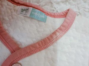 Very Cute Baby rumpar Hanky And Cardigan