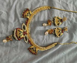 Exquisite Gold Plated Kundan Necklace Set