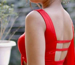 Padded Silk Back Hook Square Neck Blouse