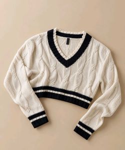 IVORY CABLE-KNIT BLACK-TRIM CROPPED V-NECK SWEATER