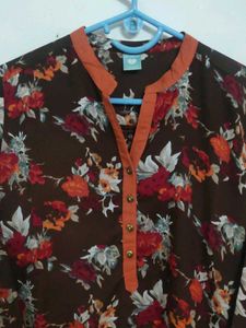 Beautiful Floral Print Short Kurta Top