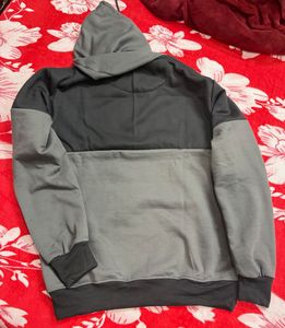 Stylish Two-Tone 'Dreamer' Hoodie