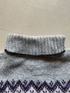 Turtle Neck Sweatshirt