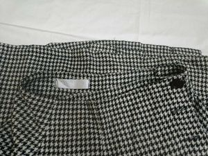 Houndstooth Pattern skirt