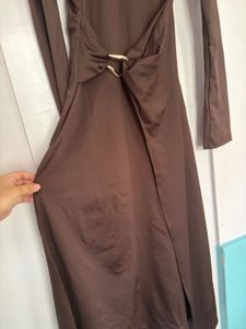 Chic Brown Mock Neck Midi Dress