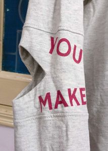 Cute Smiley Sweatshirt🩶🤍