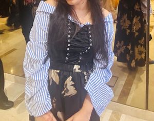 Stylish Off-Shoulder Corset Top