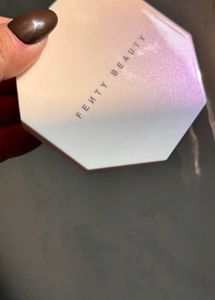 Fenty Beauty Highlighter Duo