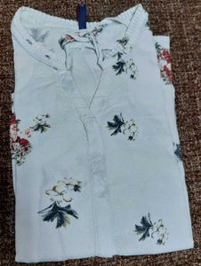 Floral Print Tie-Neck Top