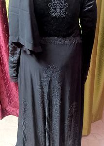Beautiful Naqab With Hijab Dupatta