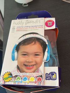 volume limiting kids headphones