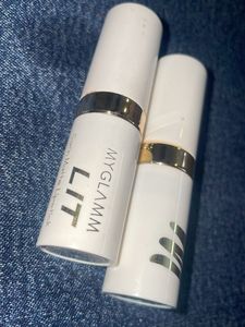 MyGlamm LIT Satin Matte Lipstick