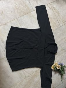 Sleek Black shirt