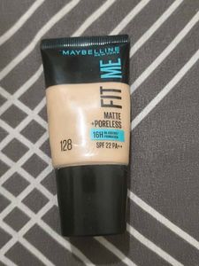 Maybelline Fit Me Matte + Poreless Foundation