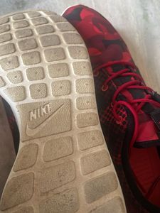 Nike Roshe Camo Sneakers