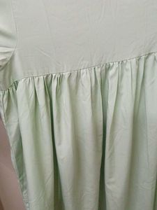 women green abaya