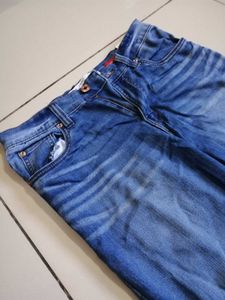 Classic High-Waisted Skinny Jeans