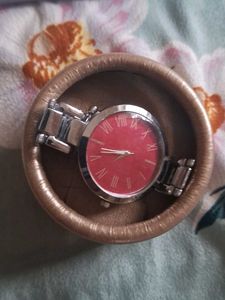 Never Used Elegant Pink Dial Watch